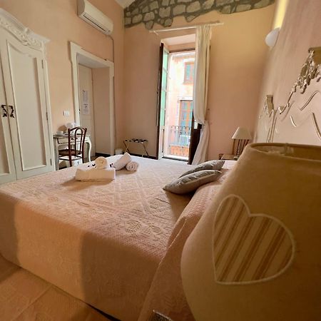 Hotel Corso 41 Bosa Zewnętrze zdjęcie